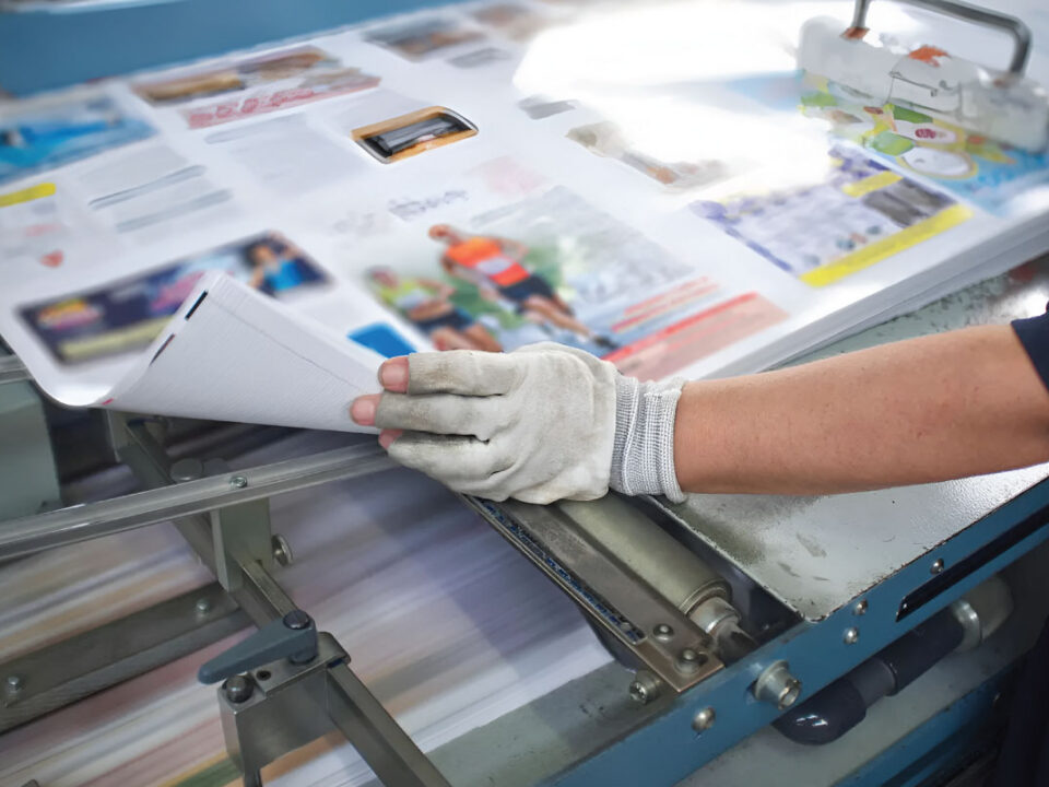 How To Choose The Right Paper for Your Next Advertising and Marketing Print Design